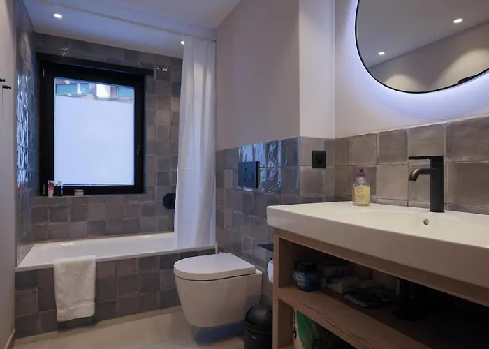 Creatini Mountain 아파트