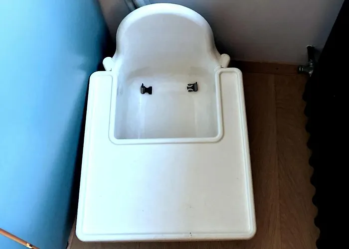 Creatini Mountain 公寓 *